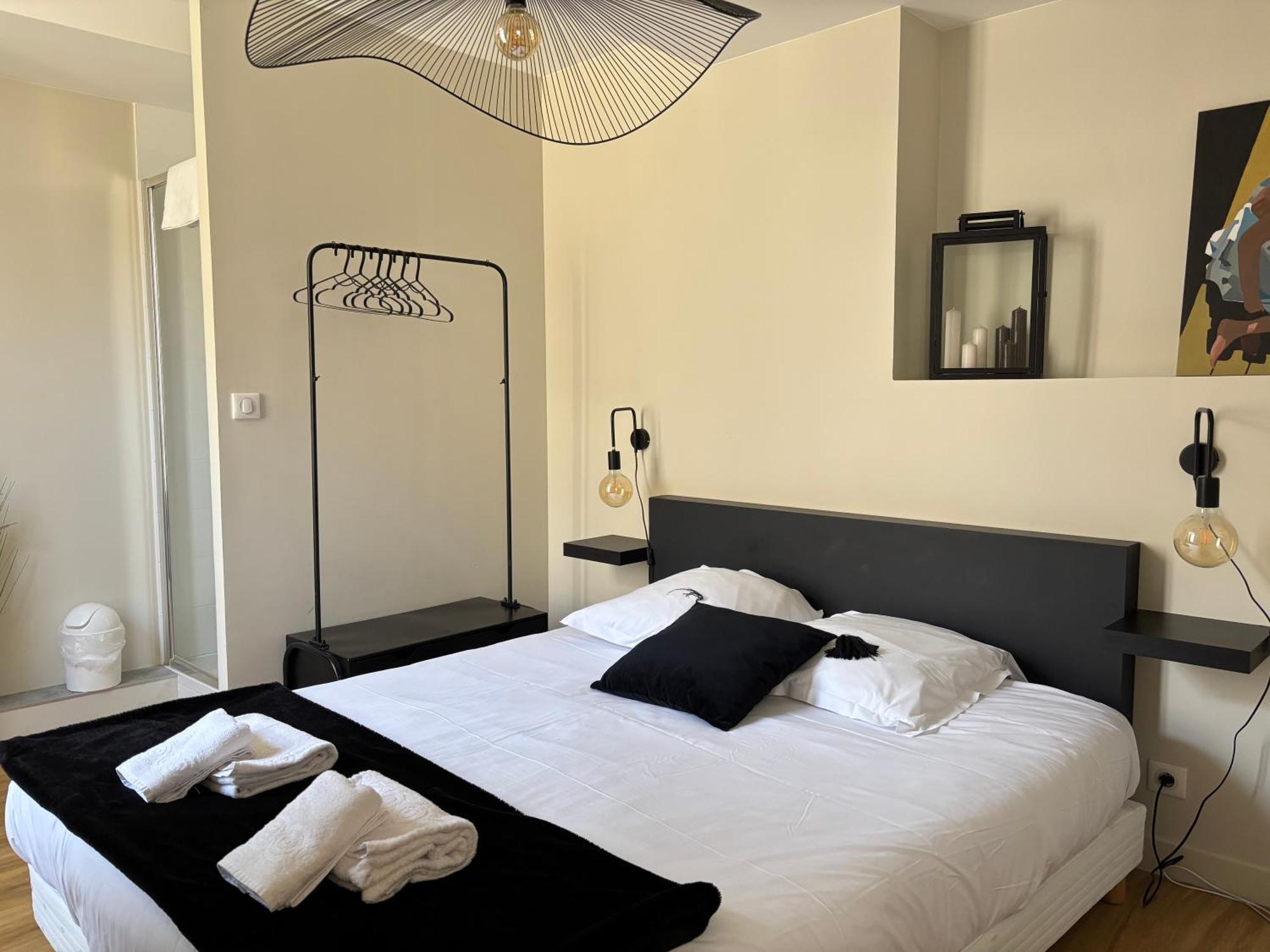 Bajocasse Apt Duplex Spacieux 3 Ch 2 Sdb Cosy Plein Centre Bayeux Decoration Elegante Proche Plages Du Debarquement Εξωτερικό φωτογραφία
